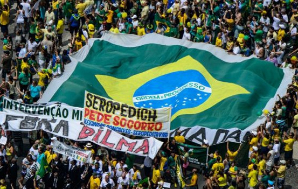 Brasil: protestas contra Dilma Rousseff reúnen a miles de manifestantes