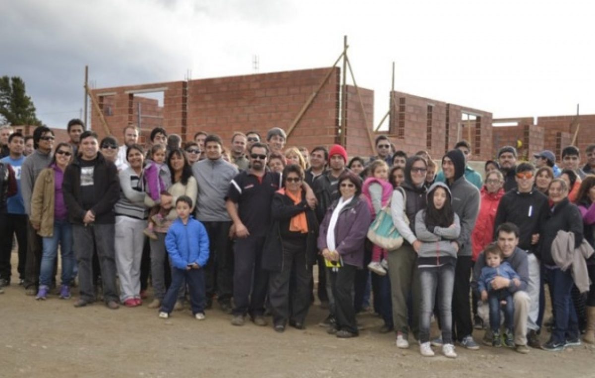 Avanzan obras de 75 nuevas casas en Bariloche