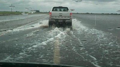 Santa Fe: Monitorean y asisten a las localidades afectadas por las abundantes precipitaciones