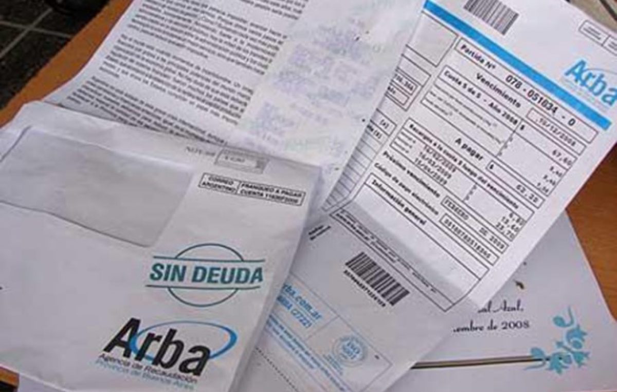 ARBA analiza cobrar deudas a través de facturas de servicios y de TV por cable