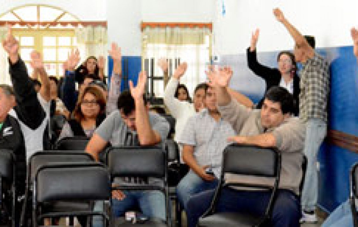 Municipales de Caleta Olivia con paro por tiempo indeterminado