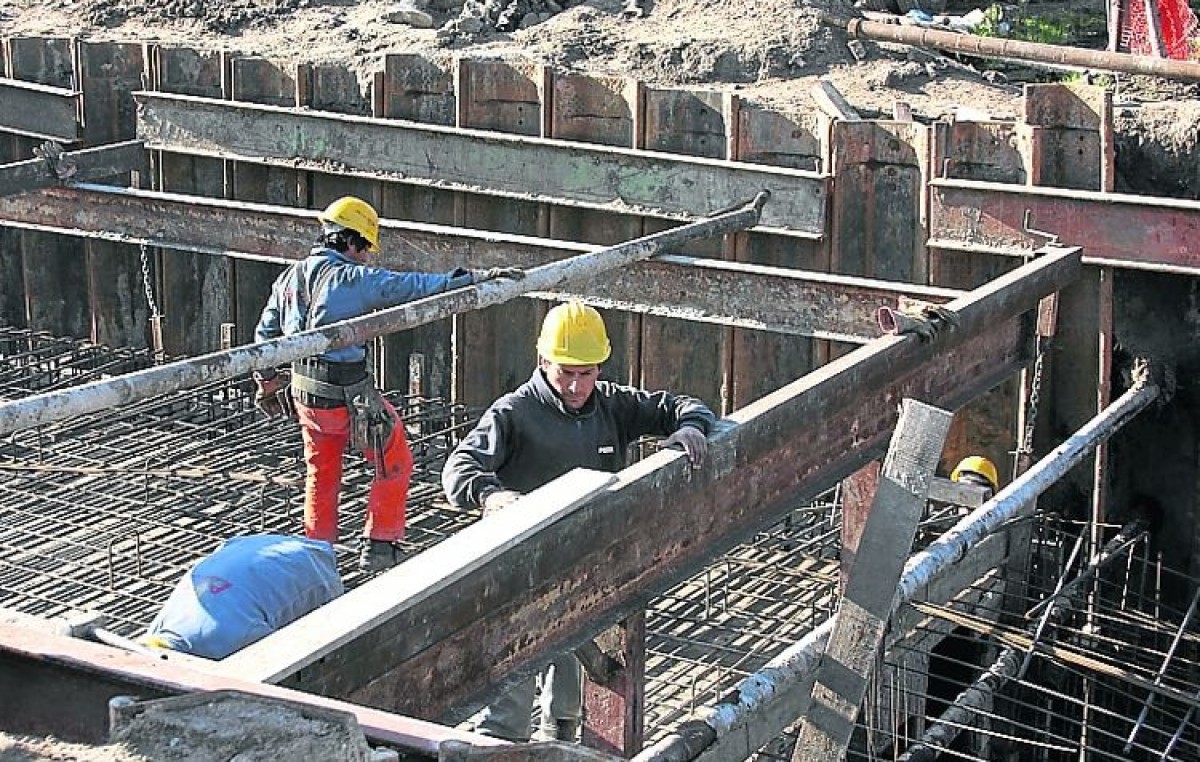 Licitaron obras hidráulicas por más de $160 millones para Lomas