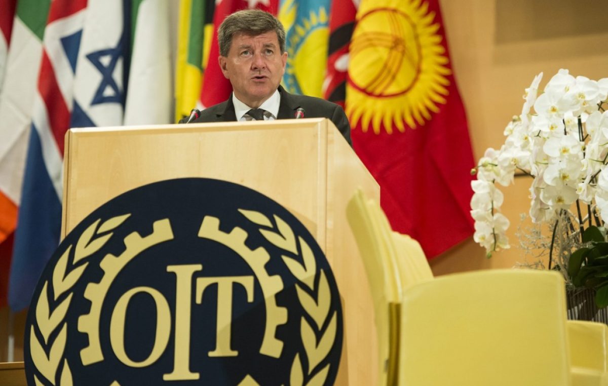 Director general de la OIT ponderó los estándares laborales argentinos