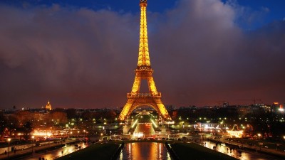 La Torre Eiffel generará energía eólica
