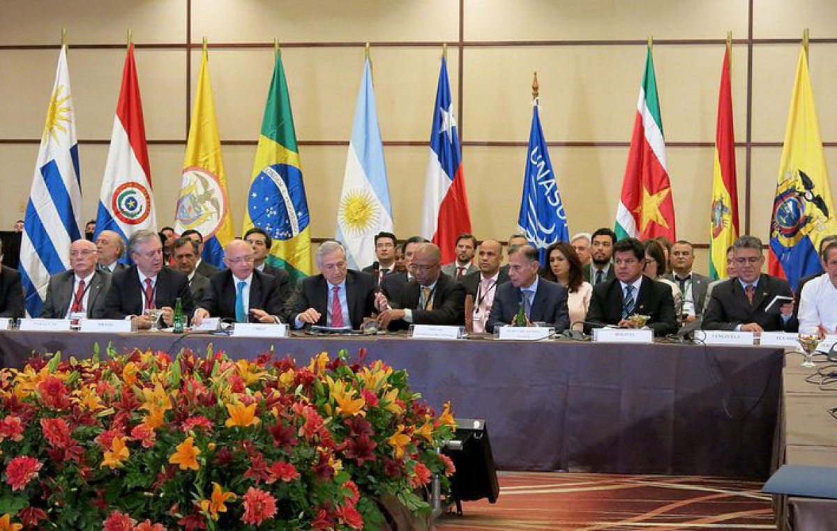 Los cancilleres de la Unasur se reúnen en Quito para debatir la situación entre Venezuela y Estados Unidos