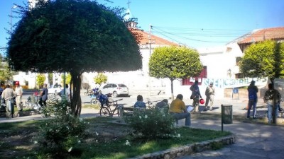 Siguen los reclamos salariales de municipales de Cerrillos