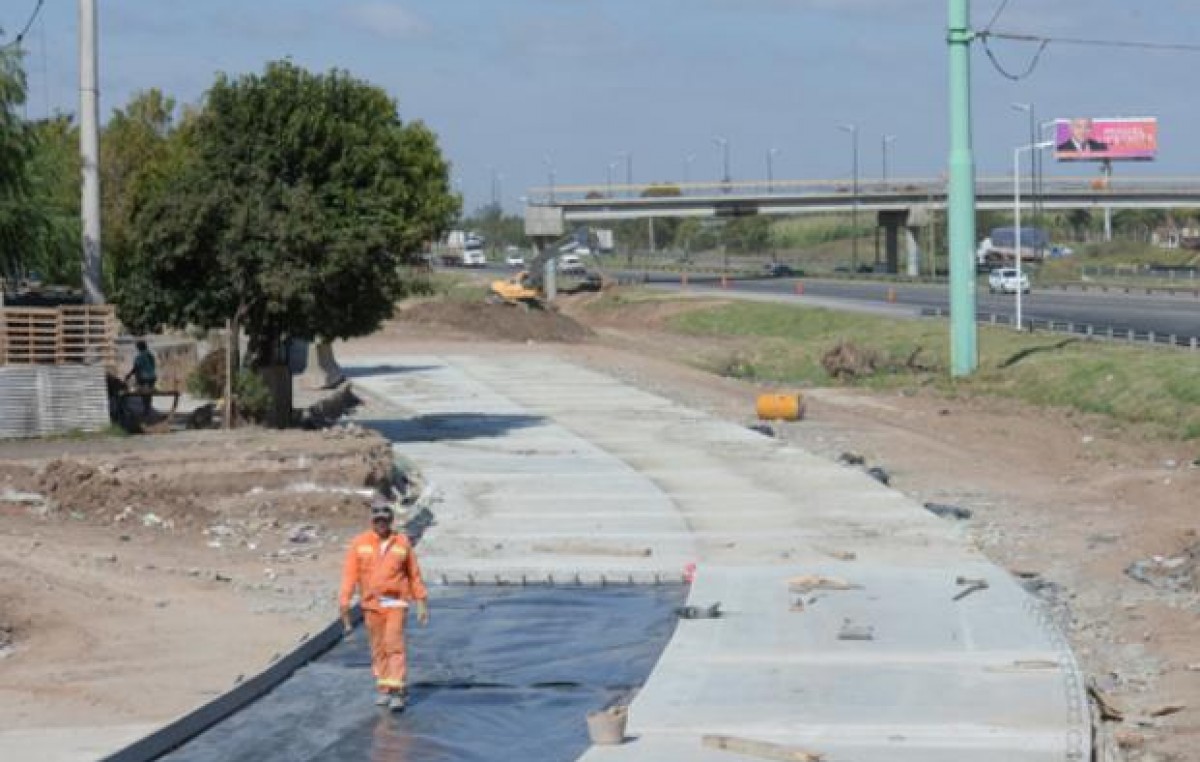 Trasladaron en Rosario a 220 familias que vivían a la vera de la autopista a Buenos Aires