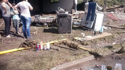 Catamarca: Una fuerte tormenta y la crecida del río causó destrucción en la villa de Balcozna
