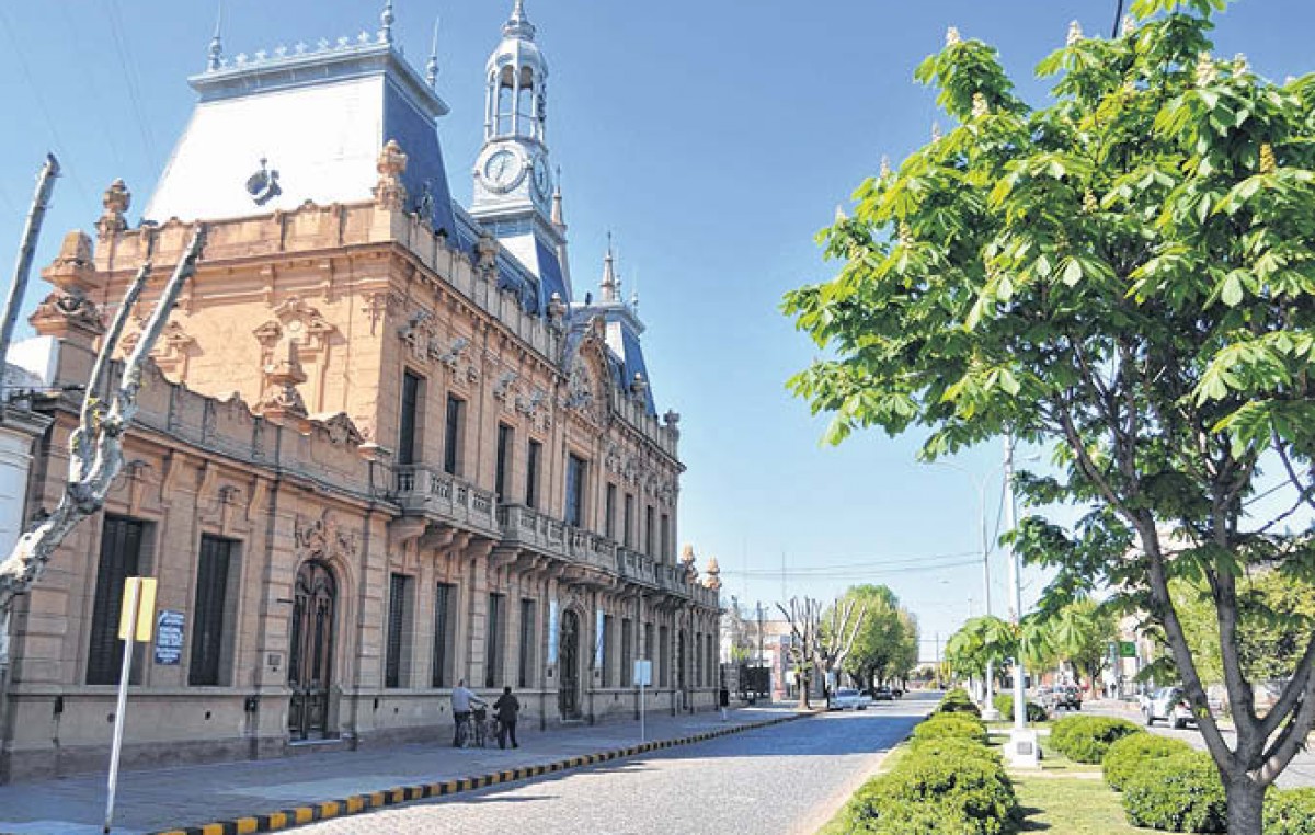 Hoy se reanuda la discusión salarial en Suárez y Tornquist