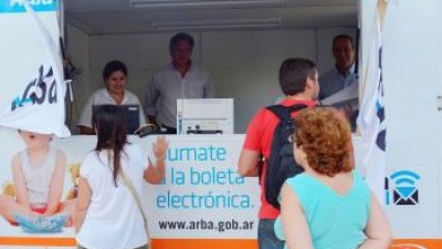 Campaña de ARBA en la Costa para sumar contribuyentes al servicio de boleta por mail
