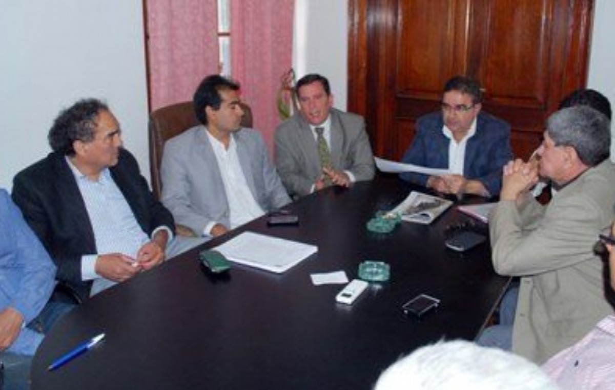 La Provincia de Catamarca administrará fondos no invertidos por los intendentes