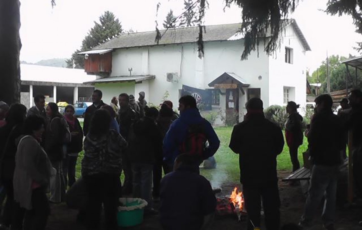 Los municipales de El Bolsón endurecen las medidas de fuerza