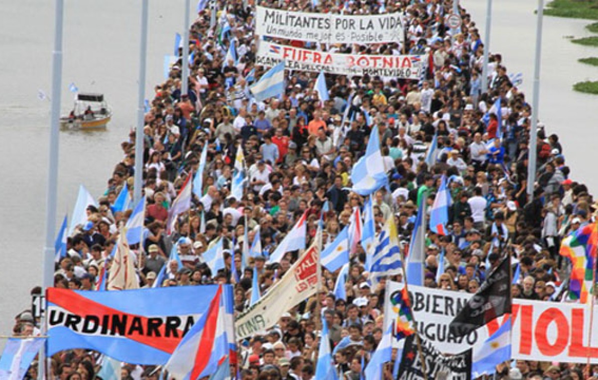 Es de “interés provincial” la marcha al puente impulsada por la Asamblea de Gualeguaychú