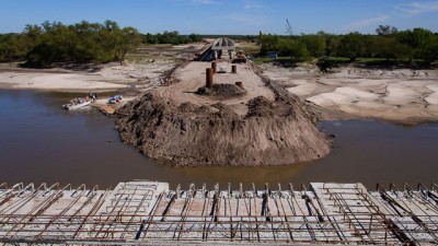 Se construye sobre el río Gualeguay el puente más grande de Entre Ríos