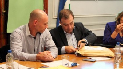 Se licitó la construcción de 600 viviendas para trece municipios de Río Negro