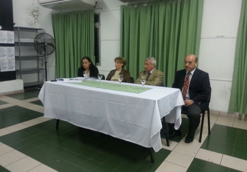 Los integrantes del Tribunal presidieron la firma del acta.