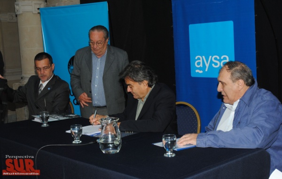 Anunciaron obras de cloacas para Quilmes por más de 300 millones de pesos