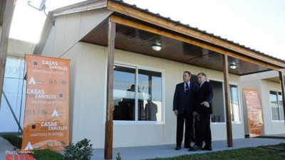 Buenos Aires: El innovador programa Casas por Cárceles es destacado por Naciones Unidas