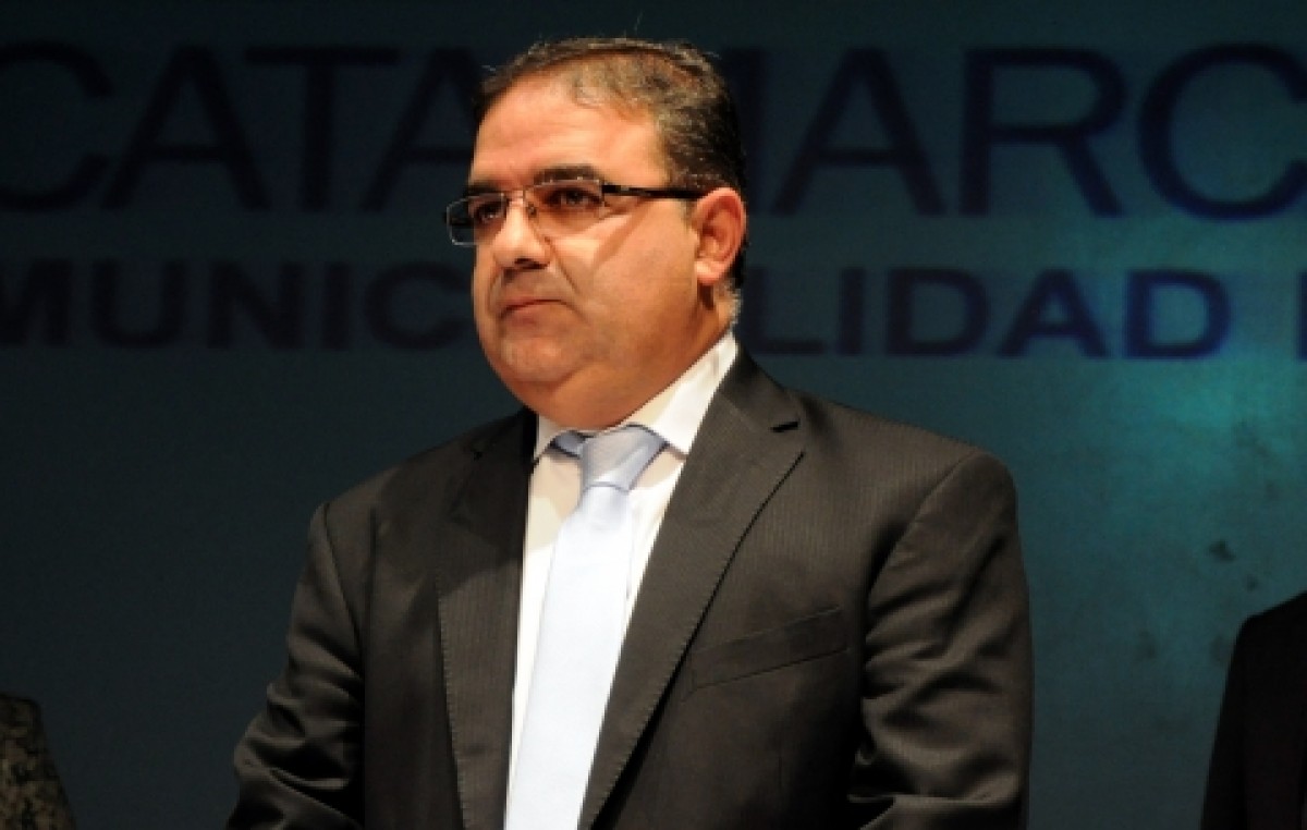 El Intendente de Catamarca decretó el aumento para los docentes municipales