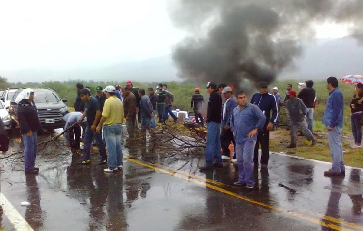 Municipales de Capayán y Huillapima con medidas de fuerza