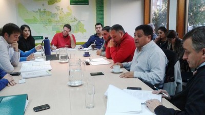 No hubo acuerdo y los municipales de Neuquén mantienen el paro