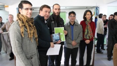 El Gobernador visitó Bariloche y entregó 350 viviendas del plan “Habitat Río Negro”
