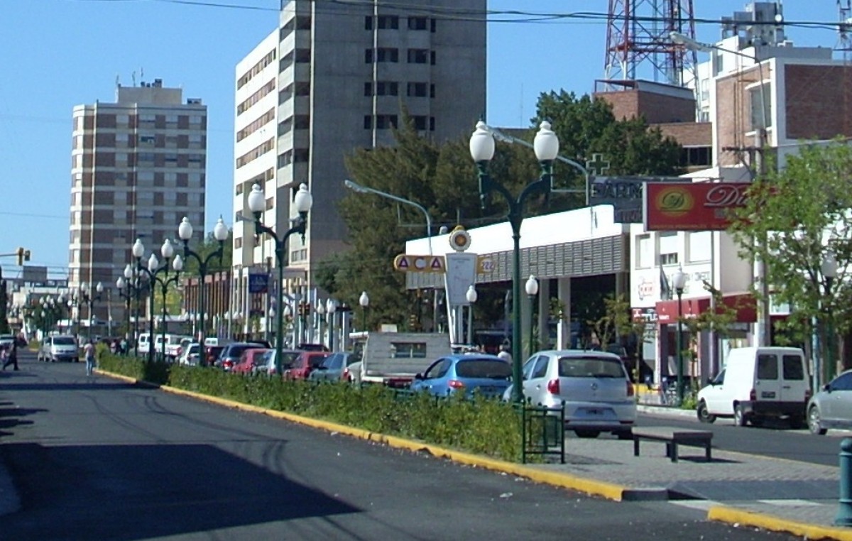 Construyeron en Trelew 15.000 m2 de bacheo y 7.000 metros lineales de cordones cuneta