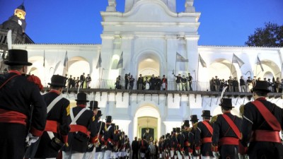 Cambio de guardia del Regimiento Patricios en el Cabildo