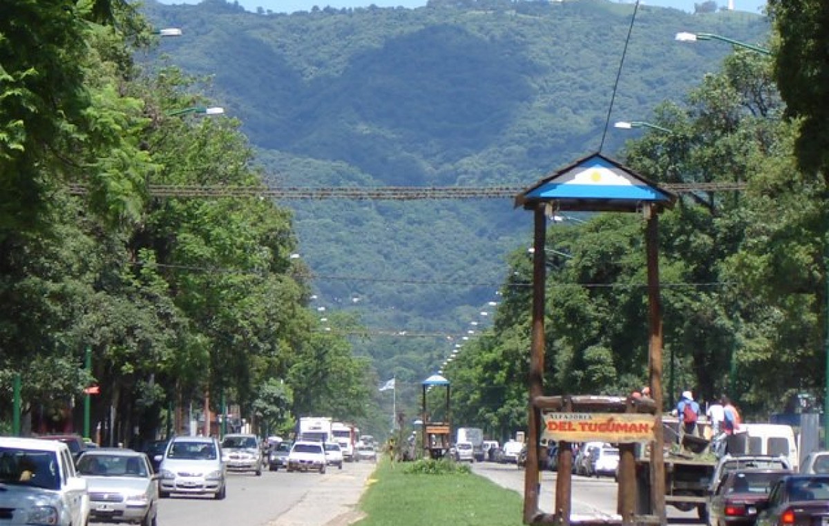 El intendente de Yerba Buena titularizará a 500 municipales