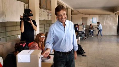Los intendentes de las ciudades de Mendoza y San Carlos se impusieron en las elecciones municipales