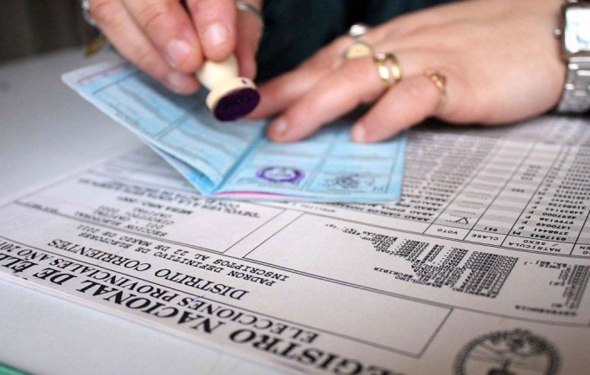 Más de 777 mil correntinos votarán en unas 2.300 mesas