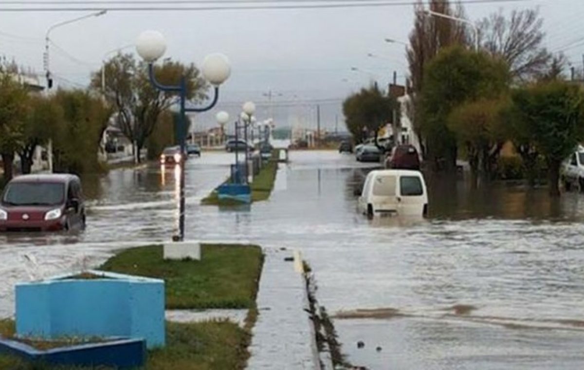 Operativo emergencia ante los altos niveles de lluvia caídos en Río Gallegos