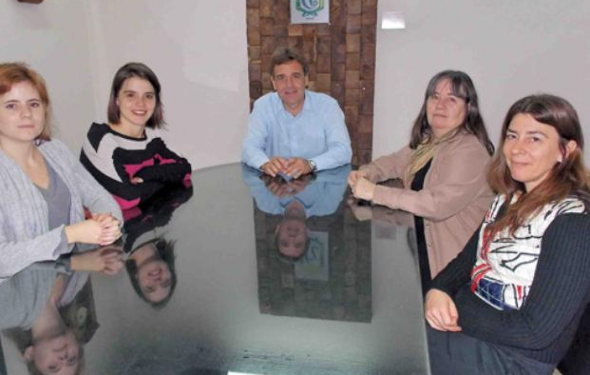Una ONG internacional destacó la labor de salud pública en Firmat
