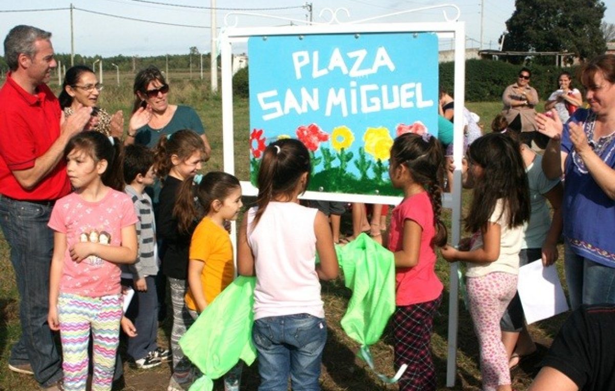Se inauguró en San José una plaza diseñada junto a los niños