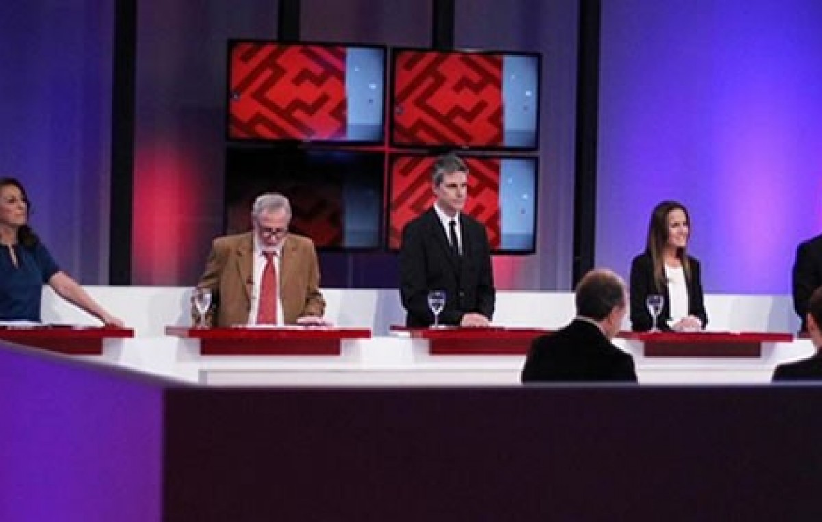 Los cinco candidatos a intendente de Rosario confrontaton ideas en un debate