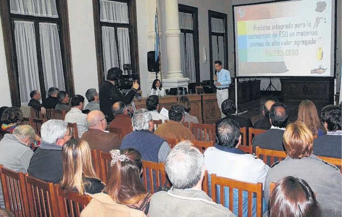En Suárez quieren tercerizar el reciclado de los residuos