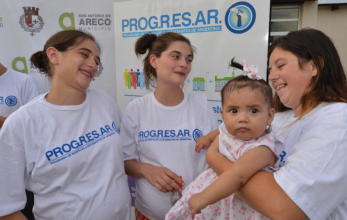 Récord: En Junio, más de 700 mil jóvenes están estudiando con el PROGRESAR