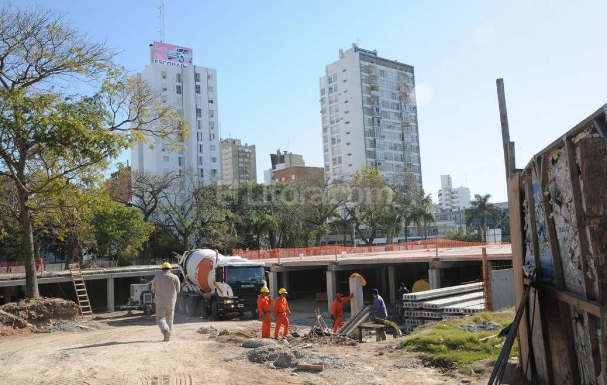 La obra de cocheras del parque Alberdi en Santa Fe tiene un avance del 50%