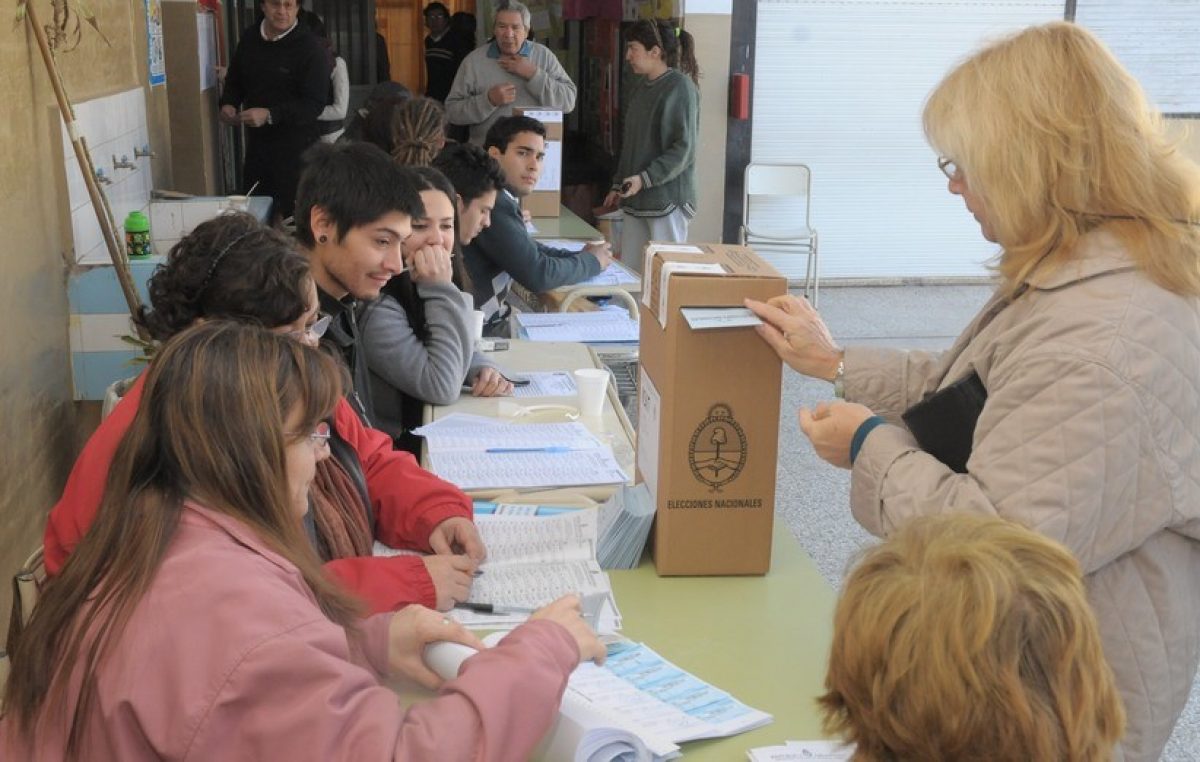 Cien mil cordobeses votarán este domingo en Carlos Paz y 24 pueblos