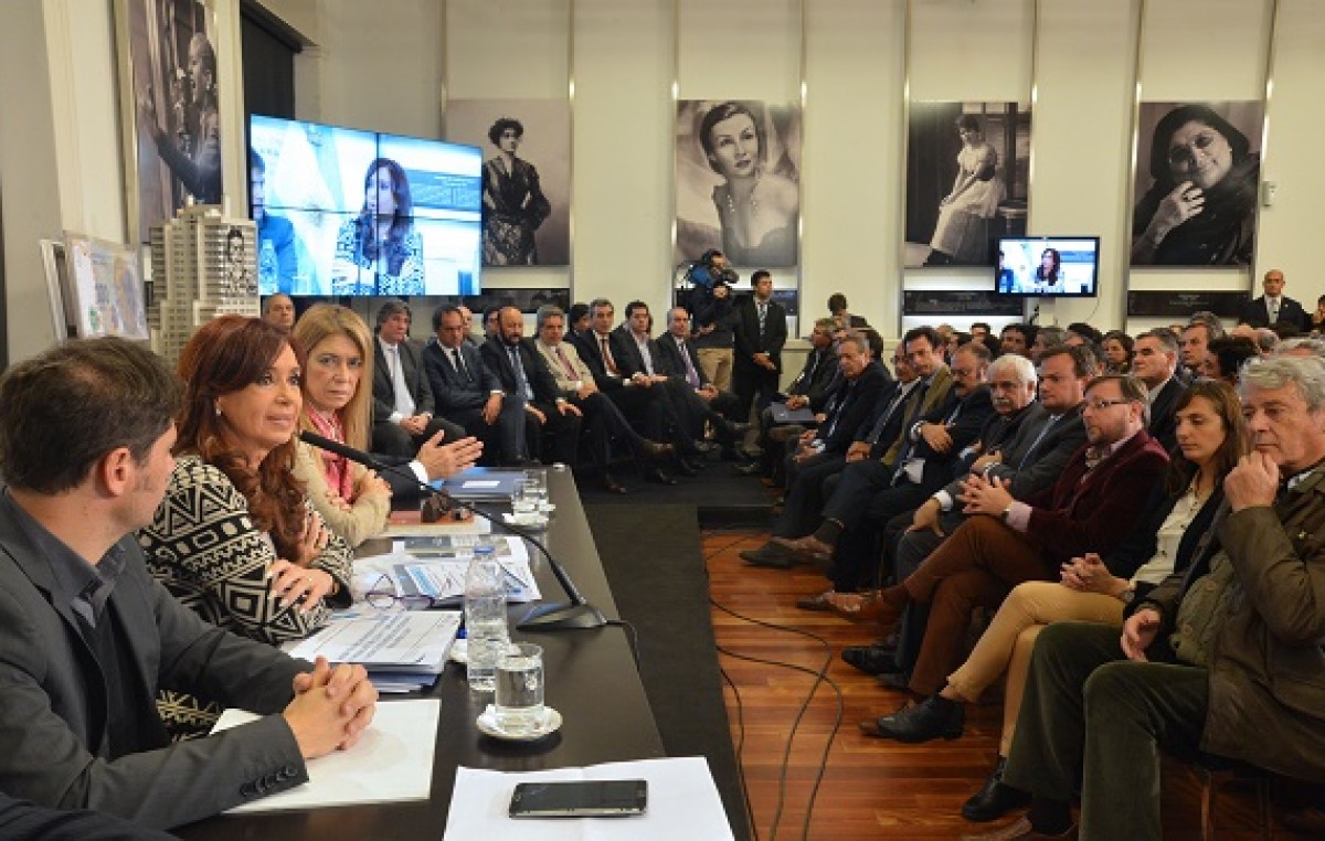 La Presidenta anunció suba de 30% en AUH y envía al Congreso una ley para ajustar su valor dos veces por año