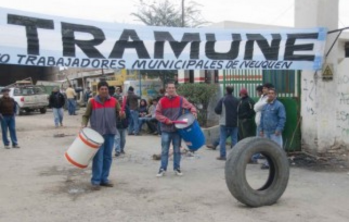 Hubo acuerdo y se levantó el paro de los municipales de Neuquén