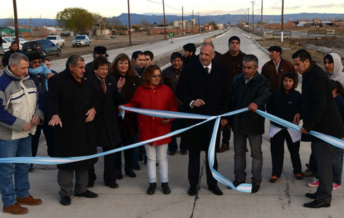 Inauguración de obras e importantes anuncios en los 118 años de Sarmiento