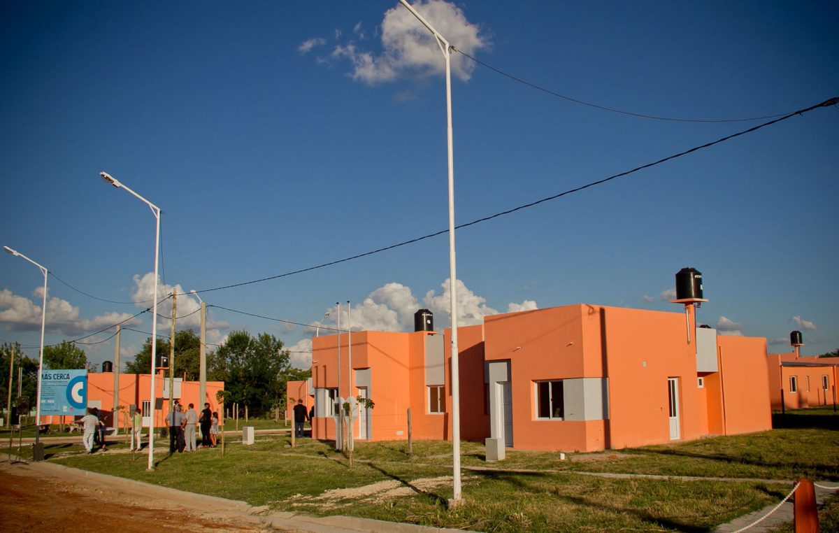 Más de 100 familias de nueve municipios entrerrianos accederán a su vivienda