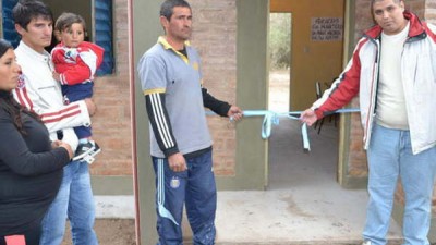 El Gobierno inauguró viviendas sociales en barrios de La Banda