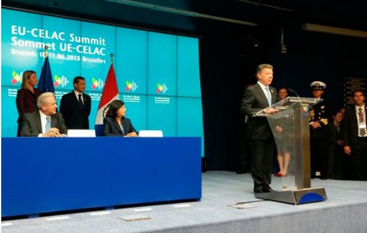 Europa eliminó el pedido de visa para los peruanos y los colombianos