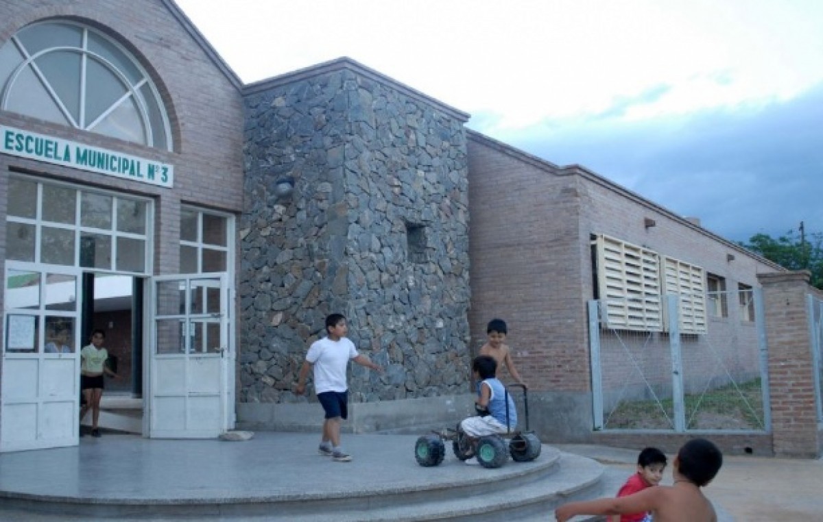 Docentes de Catamarca a clases: Hubo acuerdo del 35% con el SIDCa