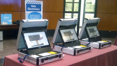 La elección en Neuquén será 100% con voto electrónico