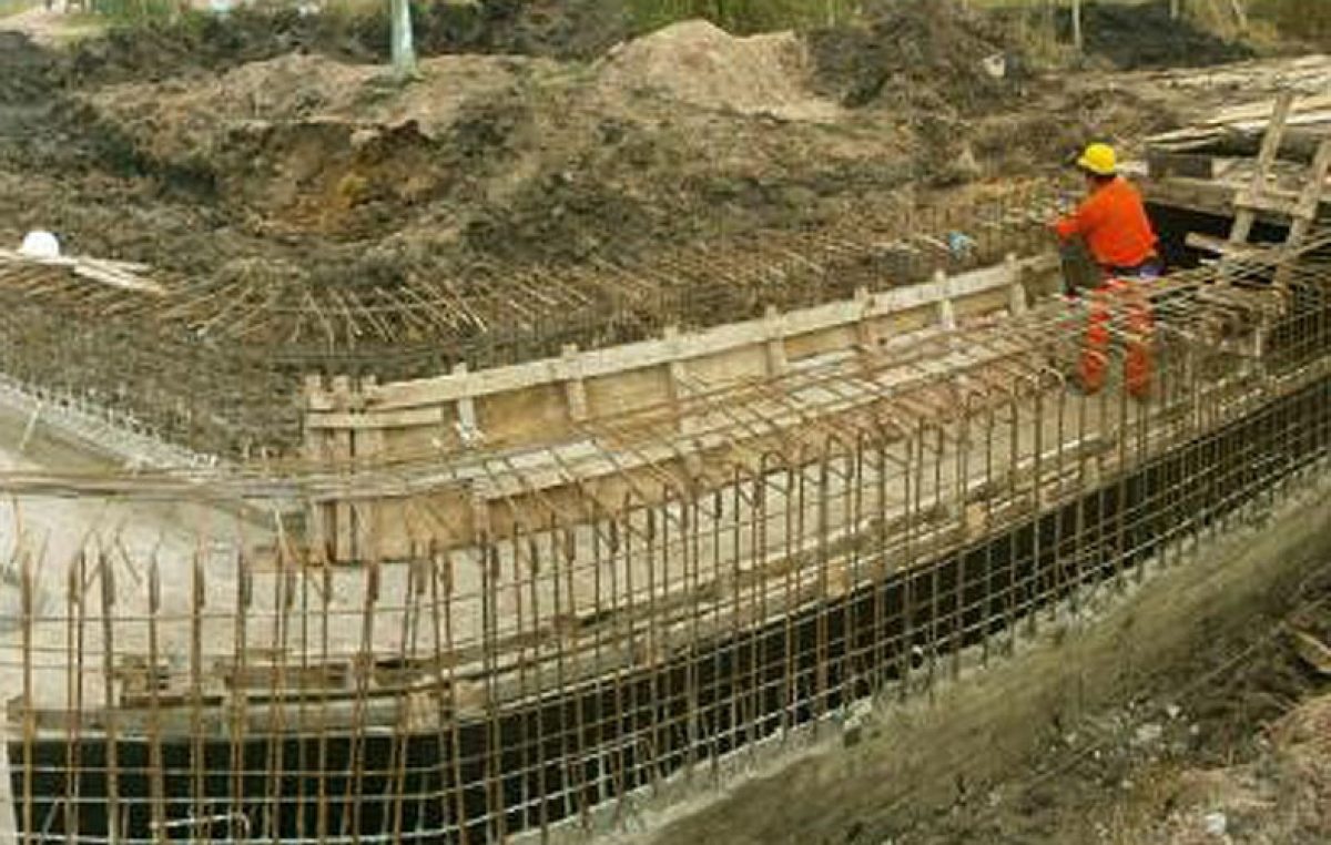Entre Ríos finalizará el 2015 con 28 obras hidráulicas estructurales ejecutadas