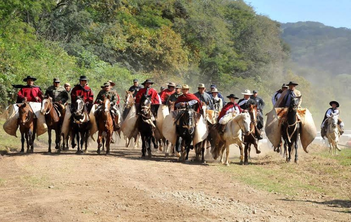 Homenaje al máximo héroe gaucho de Salta