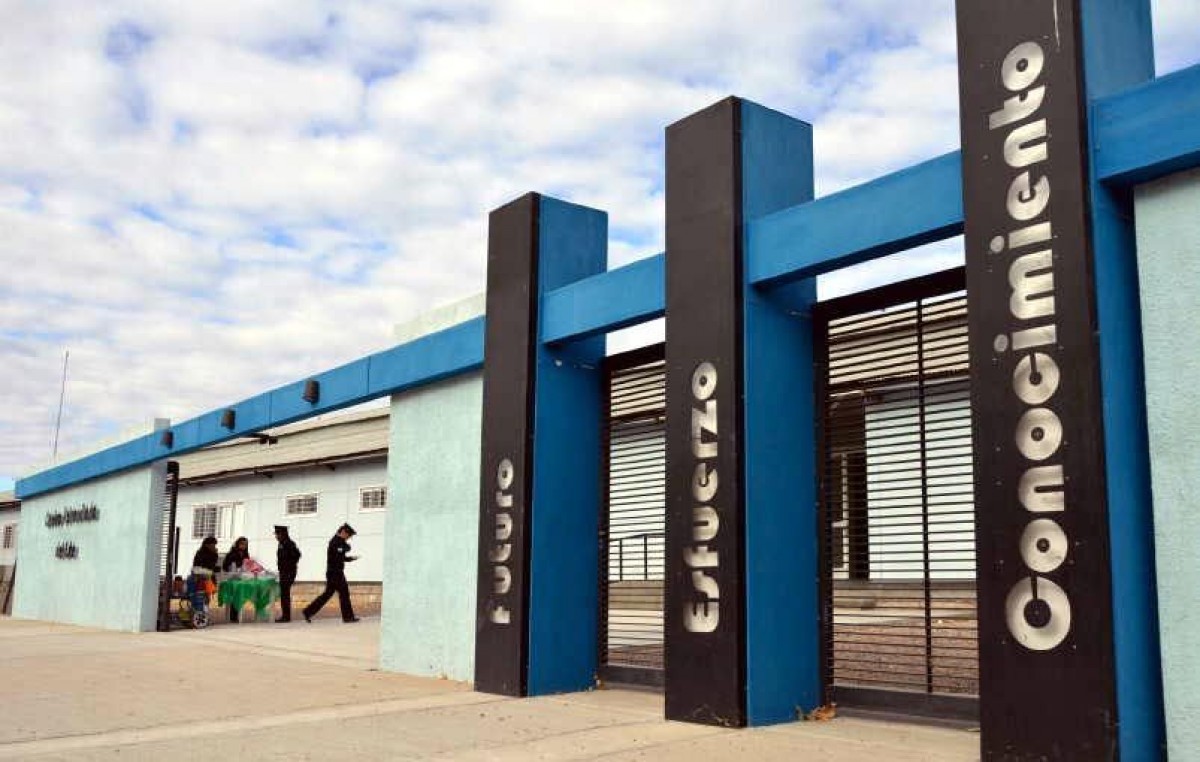 Carta documento de Junín a San Martín para cobrar una deuda